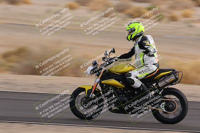 media/Dec-17-2022-SoCal Trackdays (Sat) [[224abd9271]]/Bowl Exit Speed (145pm)/